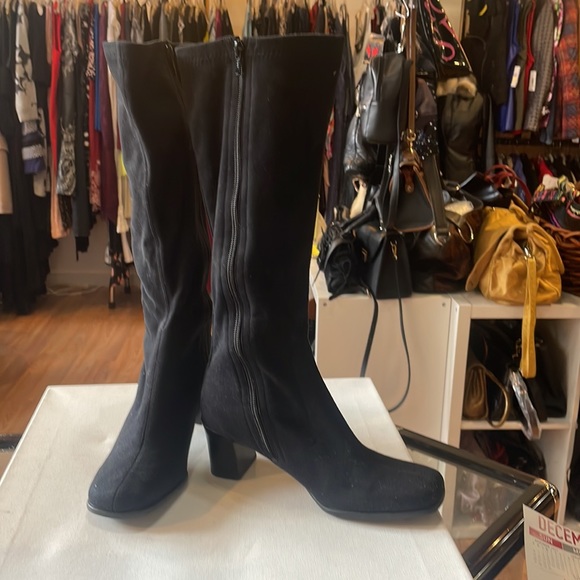 Aerosoles suede boots - Picture 3 of 6